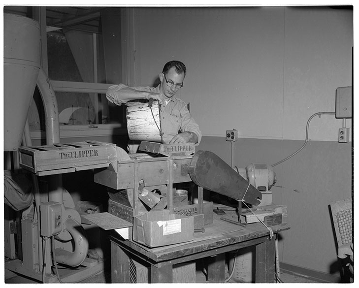 Working with Seed Separation Equipment Img. 1